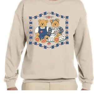 Gildan Beige Sweatshirt with Bear Print